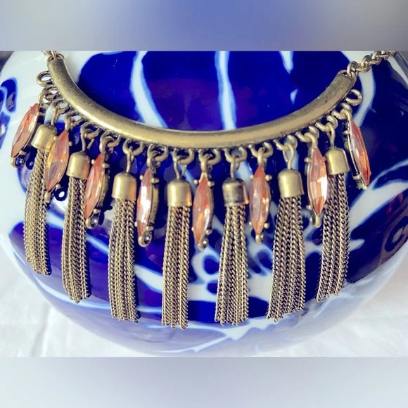 Two Statement Necklaces, Both Unmarked, Retro Costume Jewelry, 1 Gold & 1 Bronze - Picture 5 of 16